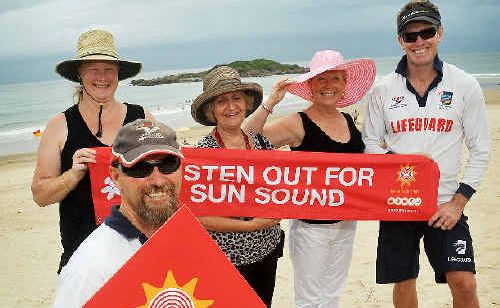 Lifeguards Alistair Lane and Matt Nolan with Vanessa Crossley, Cr Denise Knight and Susan Clarke. Lifeguards Alistair Lane and Matt Nolan with Vanessa Crossley, Cr Denise Knight and Susan Clarke.